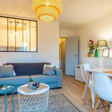 アパート Bright 42M For 4 With Balcony In Anglet