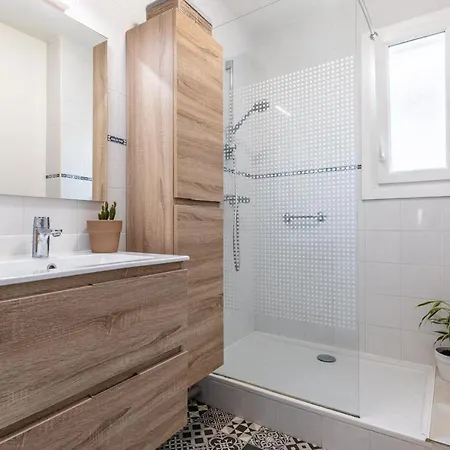 アパート Bright 42M For 4 With Balcony In Anglet *